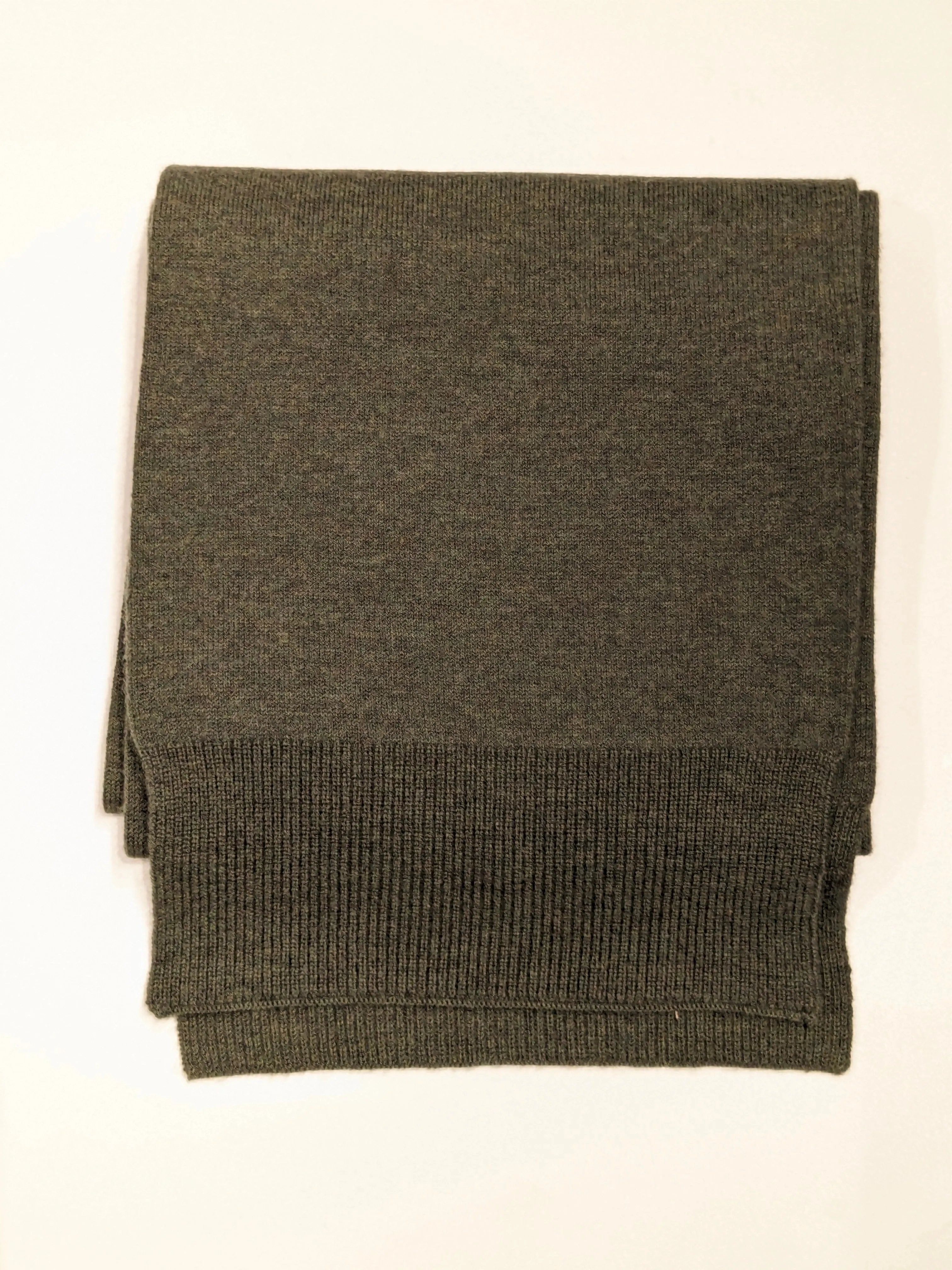 B&L Pine Scarf