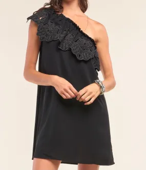 Black One Shoulder Flare Sleeveless Dress