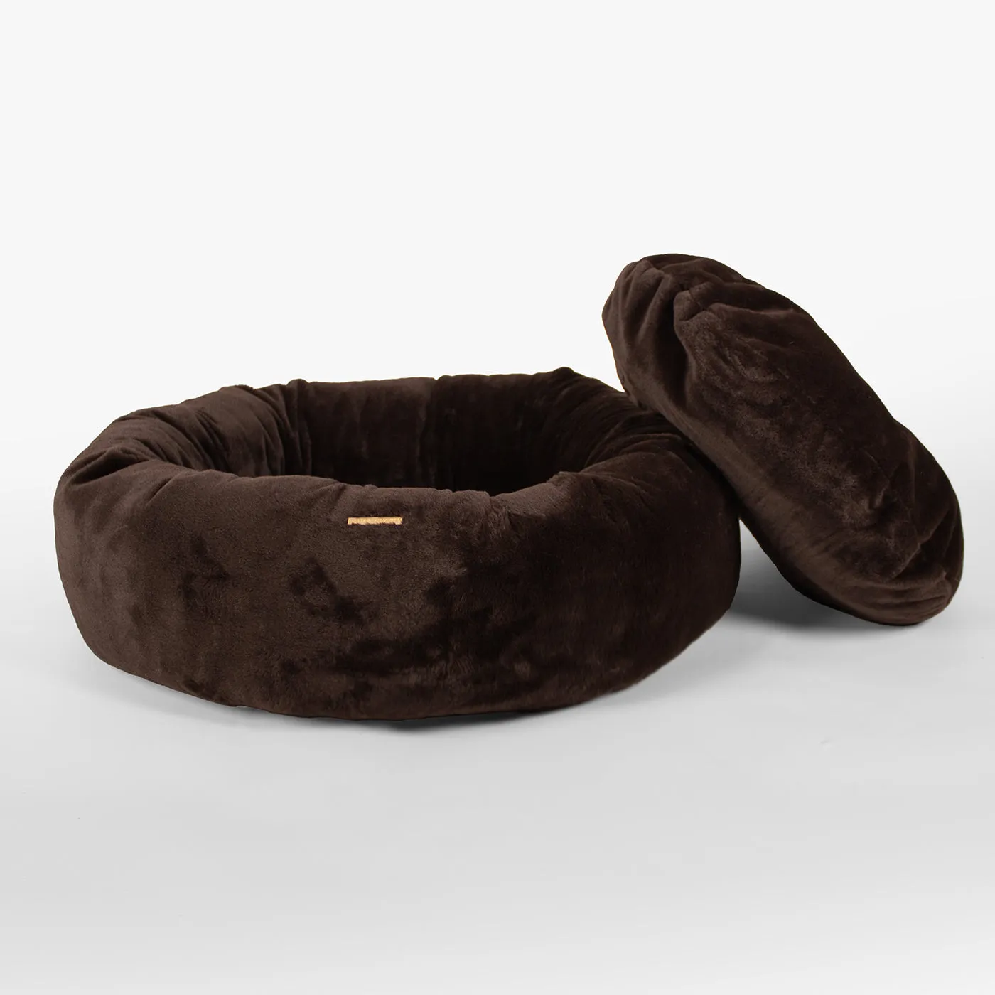 Calming Anti-Anxiety Donut Bed With Removable Covers in Dusk Faux Fur by Lords & Labradors