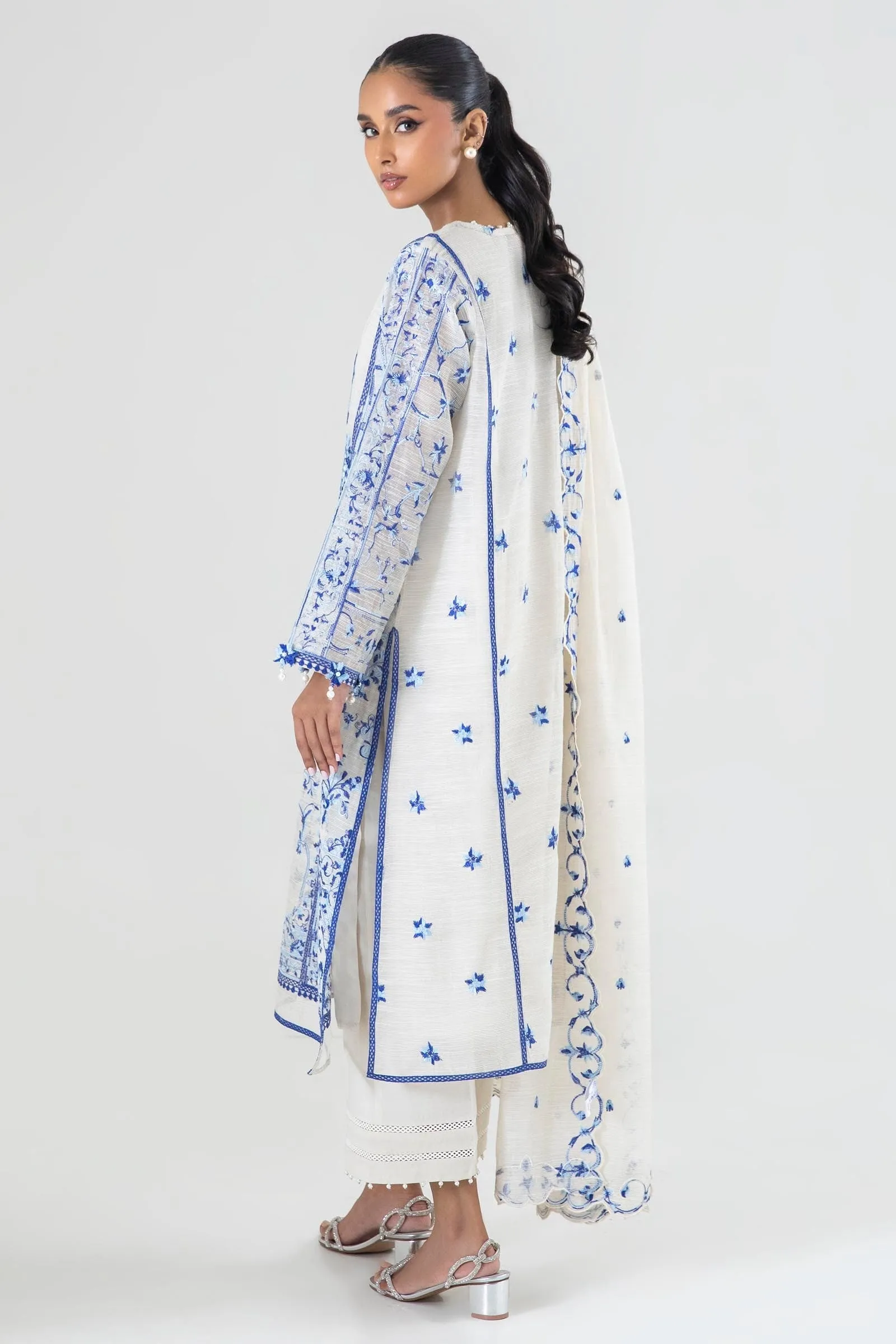Capsule '24 - Ss24Sge193