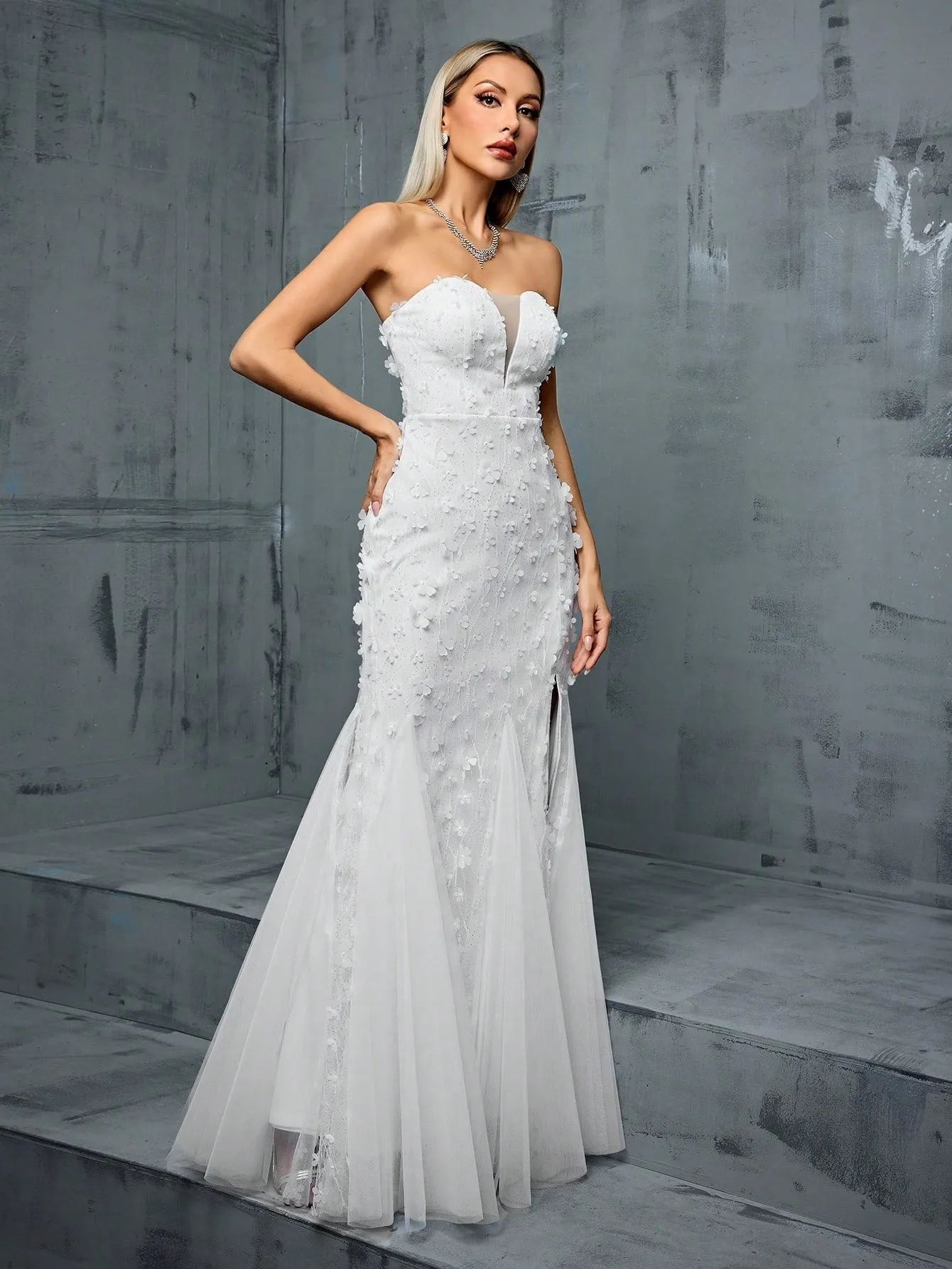 Elegant Beaded Embroidery V Neck White Evening Dress