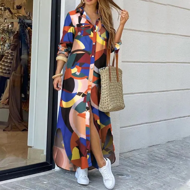 Long-sleeved shirt dress with print and lapel collar