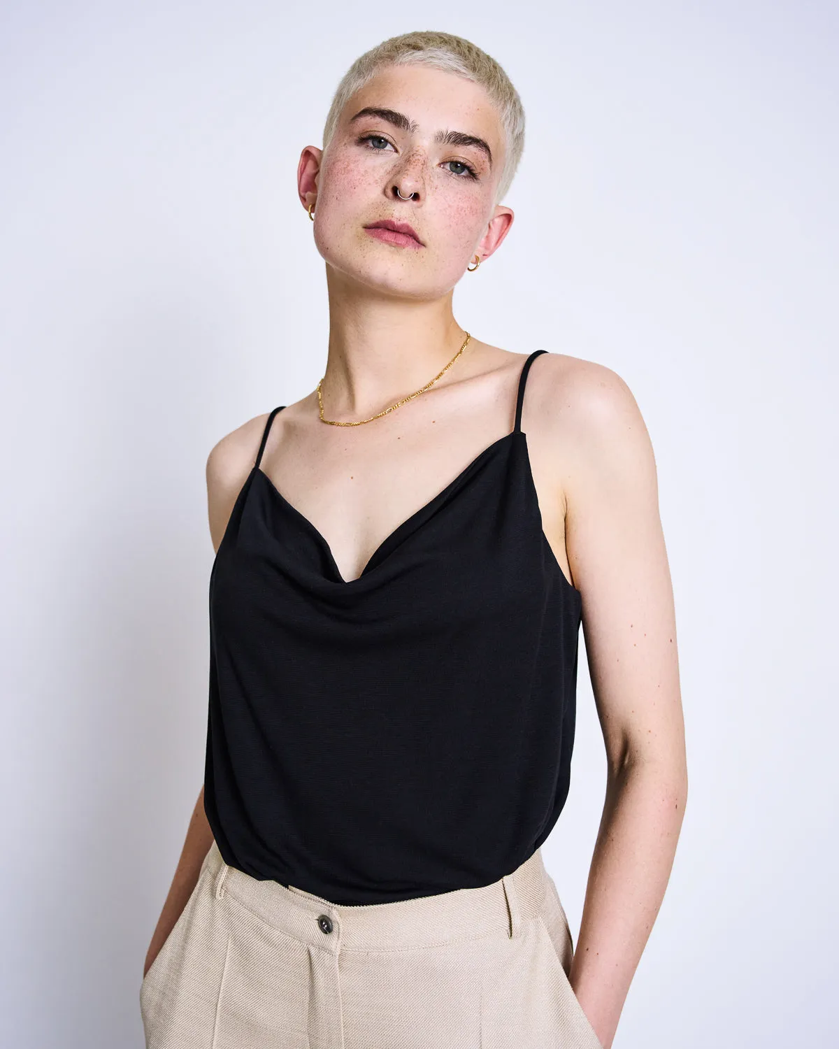 SLIP TOP HELEN BLACK