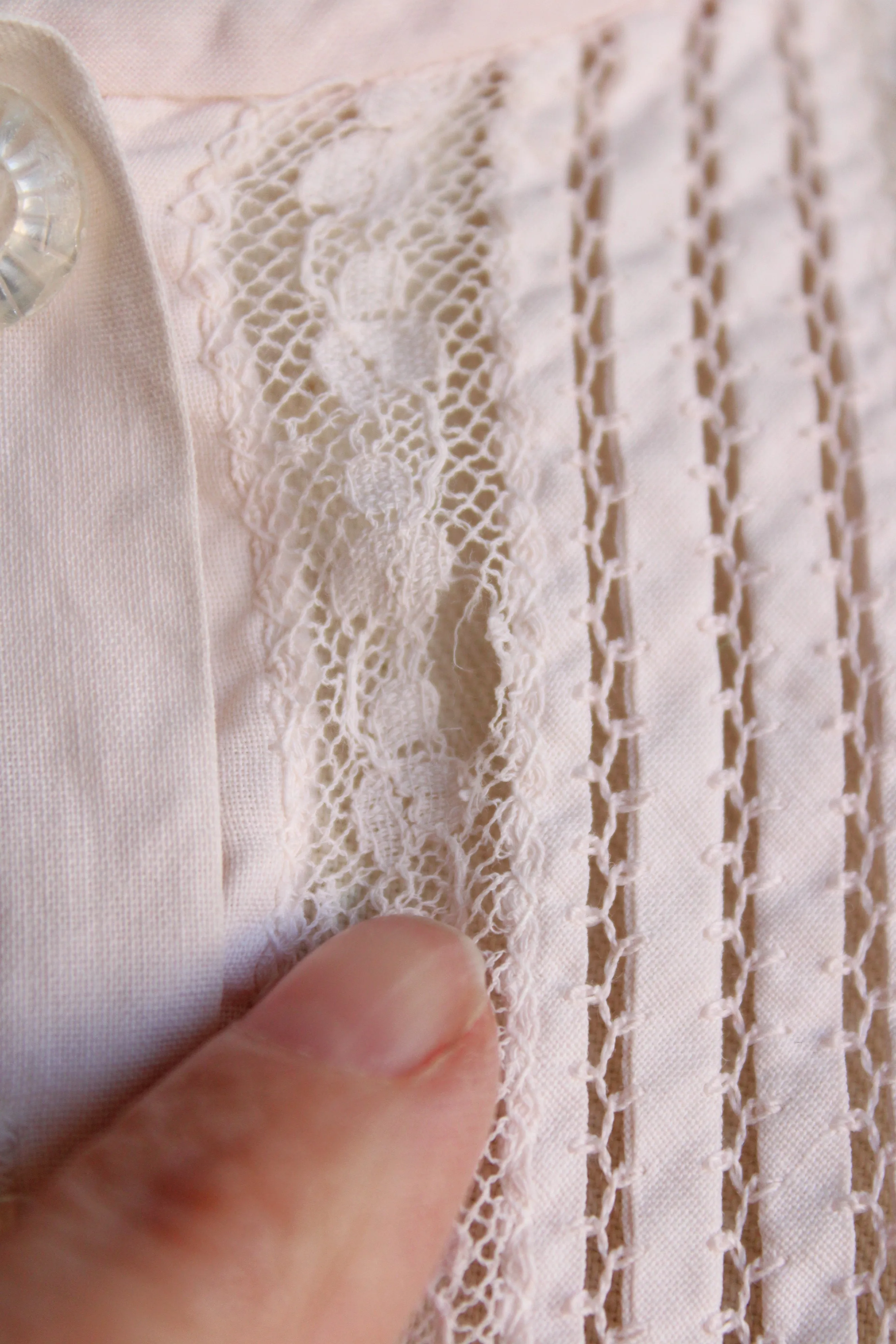 Vintage 1950s Pale Pink Dickie