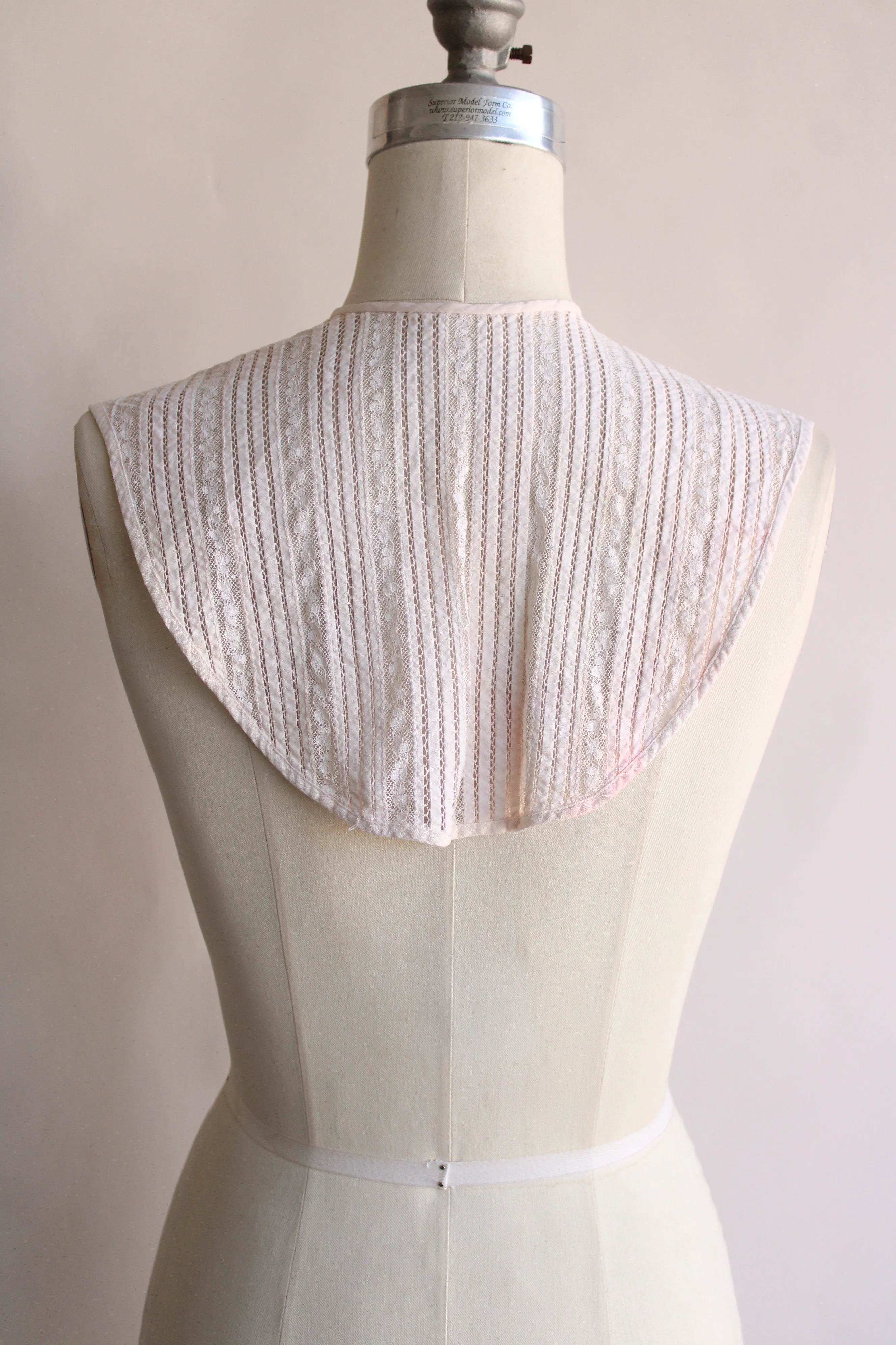 Vintage 1950s Pale Pink Dickie