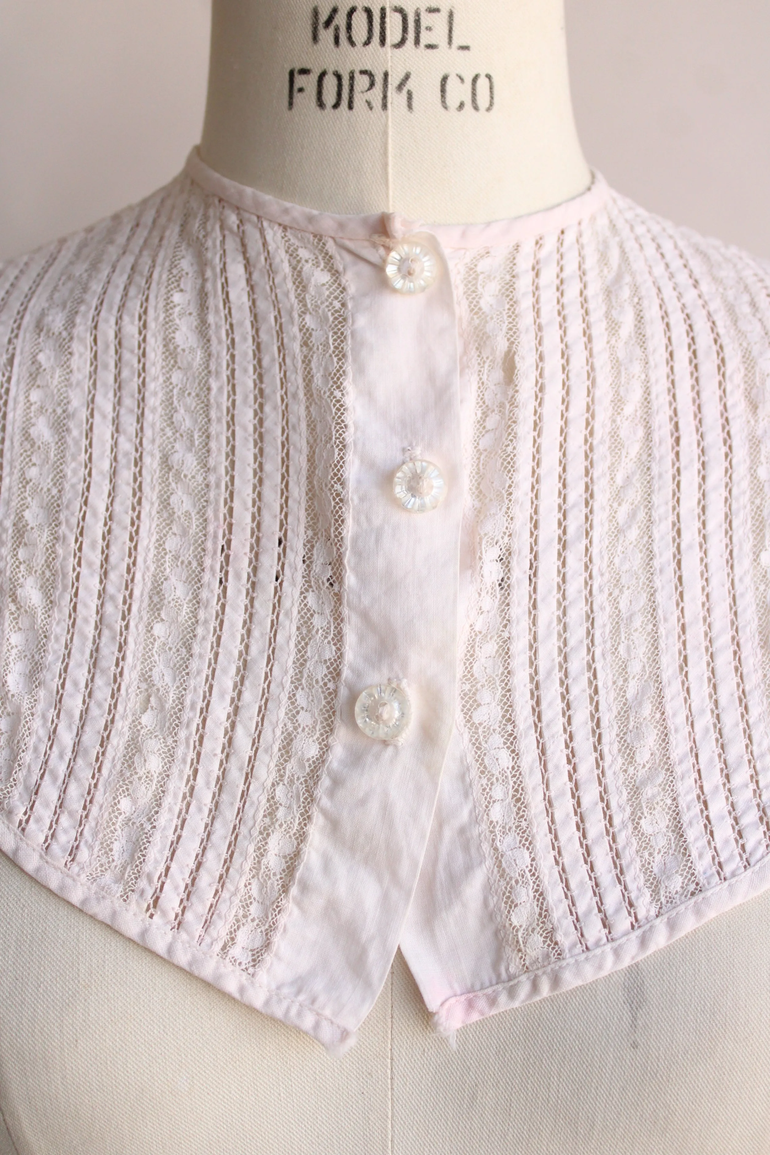 Vintage 1950s Pale Pink Dickie