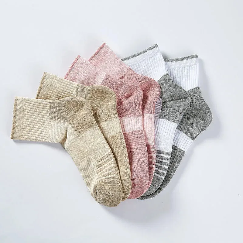 Women's Plush Coral Fleece Socks - Non-Slip Warm Knitted Floor Socks