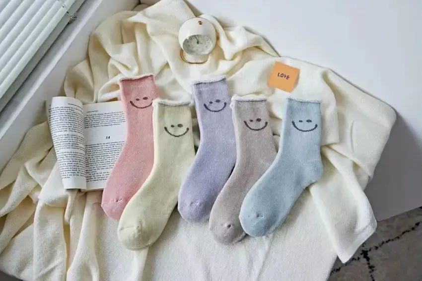 Women's Plush Coral Fleece Socks - Non-Slip Warm Knitted Floor Socks